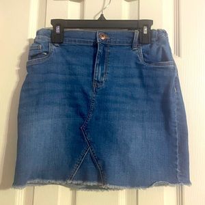 GIRLS SKIRT SIZE 14